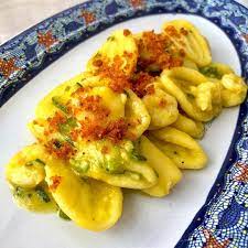 Alessandra Su Instagram Questa Piace A Chhiarap Strascinati Freschi Con Gamberi Grigi Zucchine Zafferano E Lei L Unica In Food Vegetables Cauliflower