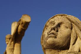 La Sofferenza Statua Mary