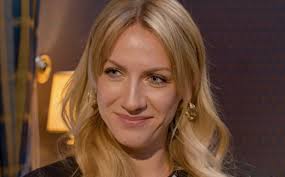 Позже переехала жить в киев. Kolyus I Nyuhayu Lesya Nikityuk V Dva Scheta Vyvela Dmitriya Gordona Na Chistuyu Vodu Takogo Ne Ozhidal Nikto Ukrainianwall Com