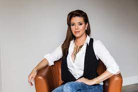 Por lo general la actríz acostumbra subir fotos de los cosméticos de su marca, y de algunos momentos que son especiales para ella, ya sea con su. Shamed And Angry Alicia Machado A Miss Universe Mocked By Donald Trump The New York Times