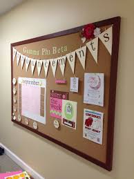 20 Smart Cork Board Ideas For Walls In Office Or Bedroom It S So Cute Diy Bulletin Board Homemade Bulletin Boards Office Bulletin Boards
