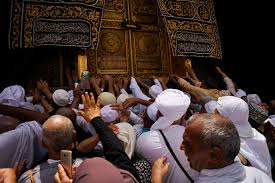 Haji mabrur atau yang disebut juga dengan haji makbul adalah haji yang diterima dan diikhlaskan doa agar dapat melaksanakan ibadah haji dan menjadi haji mabrur menjadi haji mabrur adalah. Haji Mabrur Pertian Doa Hadist Ciri Ciri Dan Larangan Umroh Com