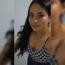 Veronica Bedoya's Instagram, Twitter & Facebook