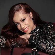 Amazon.com: Tracey Smith: books, biography, latest update