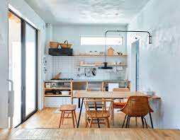 風と光と 家族4人が身近に感じられる家 muji support 事例集 無印良品 造作キッチン キッチンとリビングルーム 室内装飾