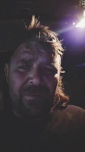 Yall get ready, I'm bout to start handin'm out