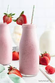This strawberry banana smoothie takes just 5 minutes and 4 ingredients to make. Perfect Strawberry Smoothie Recipe Belly Full
