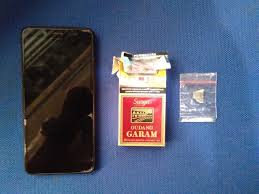 Gudang garam international is made to reflect to the personality of the real men who apreciate the real art of smoking. Penggrebekan Pengedar Narkoba Di Mojokerto Website Berita Kepolisian Resort Kabupaten Mojokerto