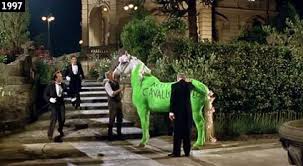 Questa scena è quella finale del film che ha fatto piangere numerose persone. Location Verificate Di La Vita E Bella 1997 Forum Il Davinotti