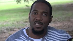 Newnan Subway employee calls 911