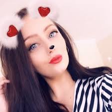 stacey mcqueen (@queenbee8888)