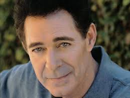 Ask Anything: 10 questions with Actor Barry Williams, aka 'Greg Brady'