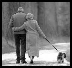 Este Es Amor Old Couples Growing Old Together Couples In Love