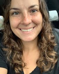 Dottie Burns's Instagram, Twitter & Facebook