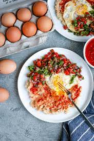 Spicy Harissa Oatmeal With Eggs Street Smart Nutrition Recipe Recipes Oatmeal And Eggs Healthy Breakfast Recipes