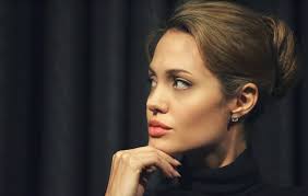 Top 5 Filmov S Andzhelinoj Dzholi