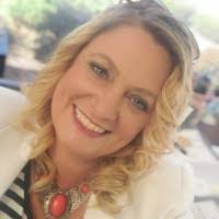 Colleen Sheppard's Instagram, Twitter & Facebook