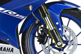 Namun hentakan tersebut akan di terima oleh roda depan atau pun belakang dan akhirnya disalurkan. Kapan Waktu Yang Tepat Servis Sokbreker Depan Motor Gridoto Com