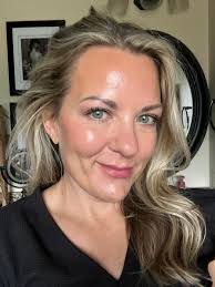 Replay of live makeup look using current promos