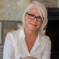 Sally Hammer's Instagram, Twitter & Facebook