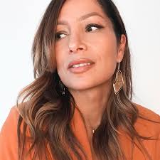 Natasha Gibson's Instagram, Twitter & Facebook