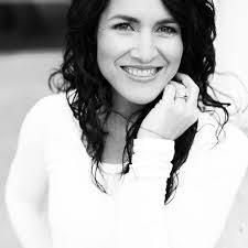 Carly Peterson's Instagram, Twitter & Facebook