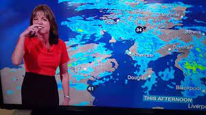 Louise lear is known as a british weather reporter. Bbc Weather Presenter Louise Lear Can T Stop Laughing 3rd August 2016 Youtube