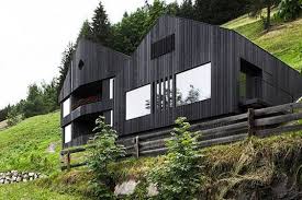 Rustic Wooden Alpine House Is Powered By Both Solar And Geothermal Energy In Italy Alpine House Architecture Architecture House