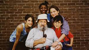 In december 2005, rock demers announced that films from the contes pour tous series would be released in dvd box sets in canada through imavision. 0vqfooff0wd 0m