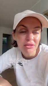 Please give me ideas below. Don’t tell me vacation care coz that booked out  after 5 min. Thinking of you all for the next 2.5 weeks. 😭,  #schoolholidays #mumlife #howto