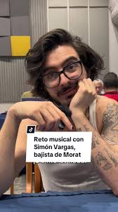 🕺Simón Vargas, bajista de Morat, nos contó qué música escucha en su  cotidianidad. ¿Cuáles son las canciones favoritas del artista? Descúbrelo  en nuestro reto musical. #noticias #noticiasen1minuto ...