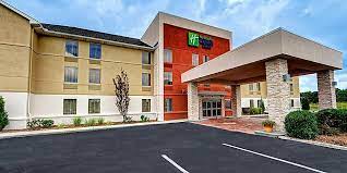 229 interstate dr crossville, tn 38555. Holiday Inn Express Suites Crossville Hotel In Crossville By Ihg