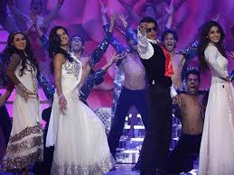 Image result for FilmFare 2015; ShahRukh & Ranbir Performing Funny