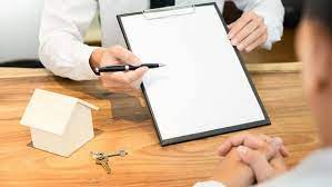 Kat karşılığı inşaat sözleşmesiyle müteahhit arsa üzerinde inşaatı yapma, arsa sahibi de inşaatın bitiminde müteahhide anlaşılan miktarda bağımsız. Kat Karsiligi Arsa Payi Insaat Sozlesmesi Nedir Ideal Hukuk