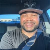 20+ "Christopher Blanks" profiles