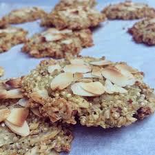 Palets De Quinoa Aux Amandes Recette Recette Dessert Cuisine Et Boissons