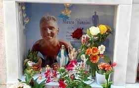 Marina, la madre di marco vannini, morto a ladispoli nella notte tra il 17 e il 18 maggio 2015, comunica ai propri cari il verdetto della suprema corte. Il Sindaco Di Cerveteri Dai Genitori Di Marco Vannini Si Puo Solo Imparare
