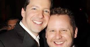 Sean Hayes Marries Scott Icenogle