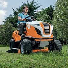 Chez jardins loisirs, nous privilégions votre confort avec des tondeuses comprenant des sièges de qualités. Tondeuse Autoportee Et Microtracteur Mecafor Soissons