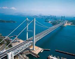 橋を渡った四国側にも、瀬戸大橋を望める場所がたくさんあります。 坂出市の番の州地区にある瀬戸大橋記念公園 （ googleマップ ） は、瀬戸大橋のたもとにある公園。公園内の海寄りに行くと南備讃瀬戸大橋と北備讃瀬戸大橋が間近に望め、与島の向こうに岩黒島橋と櫃石島橋の主塔も望めます。 ç€¬æˆ¸å¤§æ©‹æ¸©æ³‰ã®åœ°å›³ã‚¢ã‚¯ã‚»ã‚¹ è¡Œãæ–¹ å–¶æ¥­æ¡ˆå†… æ¸©æ³‰ç‰¹é›†