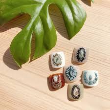 Mana おしゃれまとめの人気アイデア Pinterest Amanda Zaefrazon 2020 ジュエリー ネイル ネイル ネイルデザイン