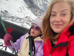 A week in the mountains with my favourite humans 🦄❄️🏂🎿 Recharged and  ready to go