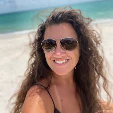 Tonya Dill's Instagram, Twitter & Facebook