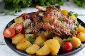 свинина с картошкой в духовке пошаговый рецепт с фото Svinye Rebryshki S Kartoshkoj V Duhovke Recept Eda Idei Dlya Blyud Rebryshki