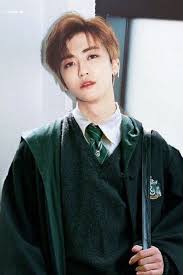 Fanedit Jaemin Slytherin Edit By Iu Bcu Twitter Potret Diri Gambar Gambar Orang