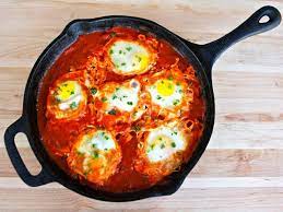 shakshuka recipe for delicious middle eastern egg dish shakshuka recipes shakshuka recipes