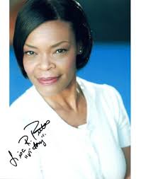 Lisa Renee Pitts Signed Autograph 8x10 Photo STRAIGHT OUTTA COMPTON Actress  COA