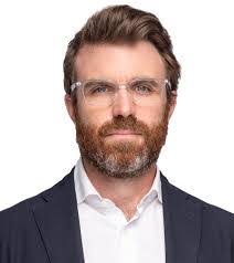 Sean Kohler's Instagram, Twitter & Facebook