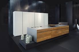 Les experts et les grands fabricants de cuisines haut de gamme tels que snaidero, schiffini, demode, valcucine, scavolini, archlinea et rossana nous offrent leurs propositions tendance sur la cuisine contemporaine qui répond à toutes les souhaits des clients les plus exigeants. Cuisine Haut De Gamme Eggersmann Voit Plus Grand Inspiration Cuisine