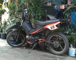 Koleksi modifikasi motor zx 130 terbaru dunia motor via ytnaila.blogspot.com. Modifikasi Kawasaki Zx 130 Jadi Trail Modifikasi Motor Zx 130 Modif Motor Kawasaki Zx 130 Zx130 Images And Stories Hotsgram